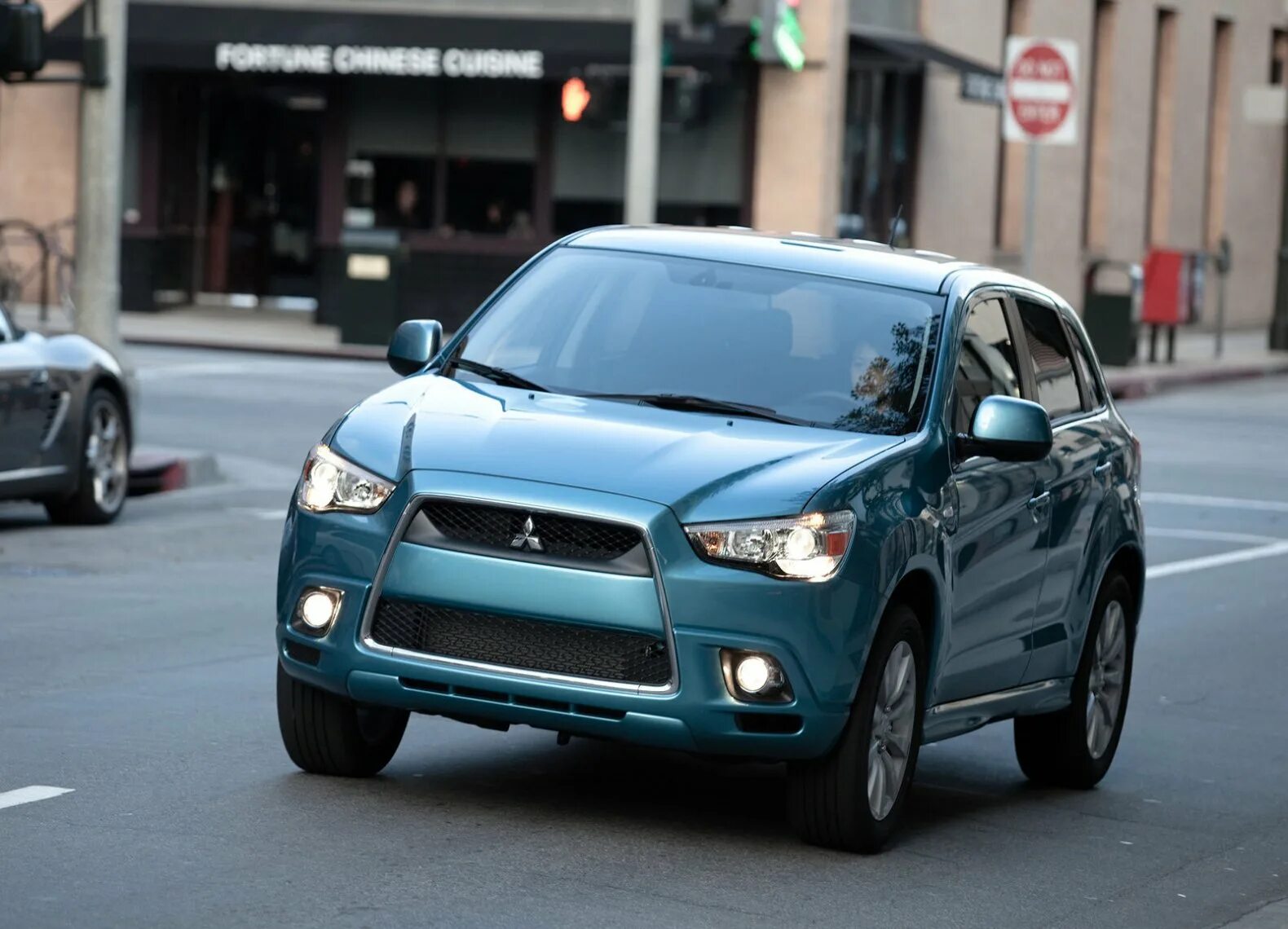 Мицубиси 2011г. Митсубиси Аутлендер спорт 2011. Mitsubishi ASX 2011. Мицубиси АСХ 2007. Mitsubishi Outlander 2011.