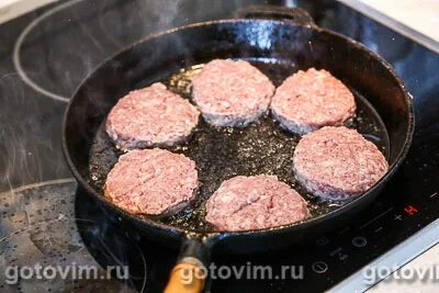 Говяжьи котлеты с капустой