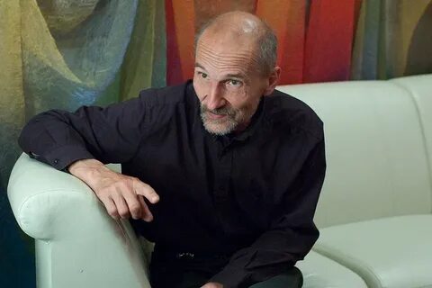 Сколько лет мамонову