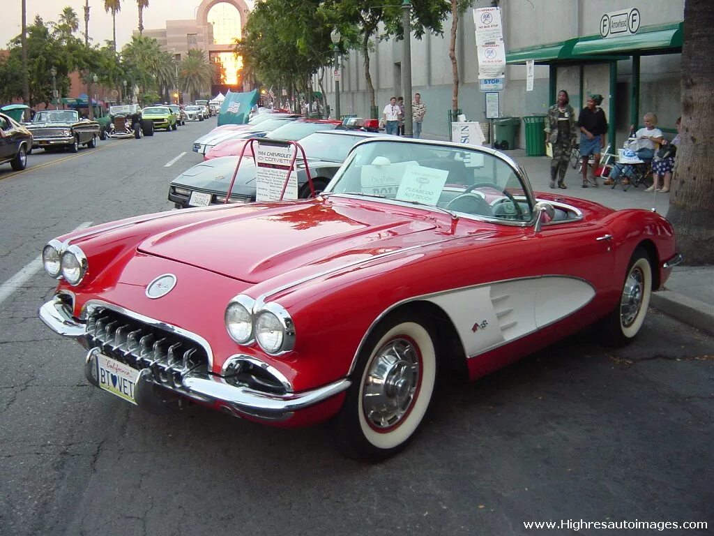 Автомобиль 25. Chevrolet Corvette c1 1953. Машина 25 года. Chevrolet Corvette c1 1953 цена.