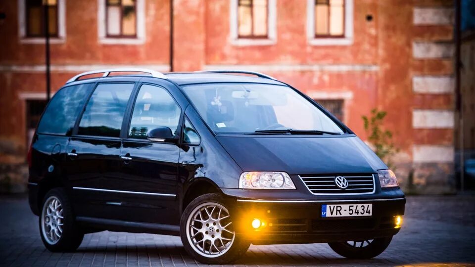 Volkswagen sharan 2001 год. Фольксваген Шаран 2001. Фольксваген Шаран 2006. Фольксваген Шаран 2006 год. Фольксваген Шаран 2.