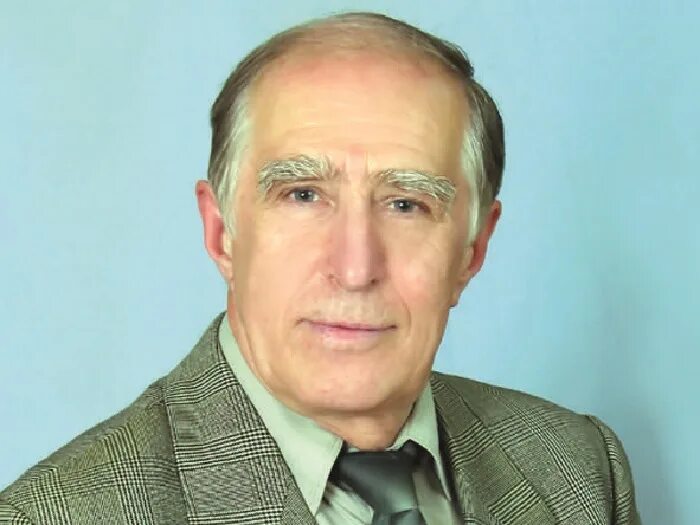 Влаиль петрович казначеев. Доктор наук родился в селе. Доктор наук родился в селе. Профессор ссср. Врач физик.