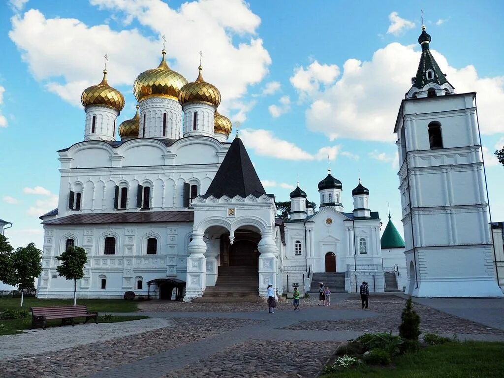 Кострома фото города достопримечательности. Кострома город. Кострома достопримечательности Костромы. Кострома достромичательности. Доспремечательства города Кострома.