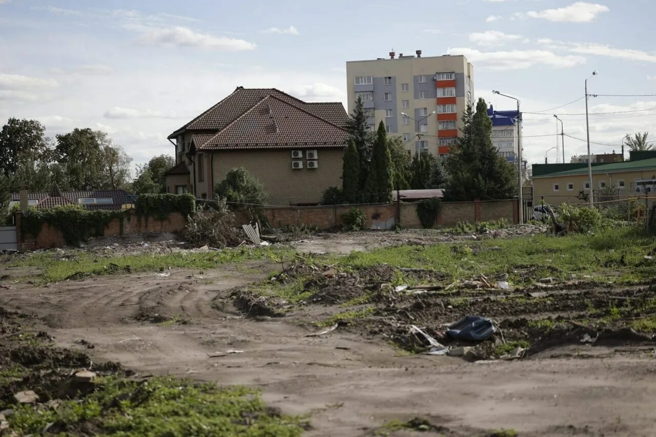 Обстрел Шелаево Белгородской области. Обстрел Белгорода на улице Маяковского. Белгород обстрел. Белгород бомбежка 2022. Чем бомбят белгород