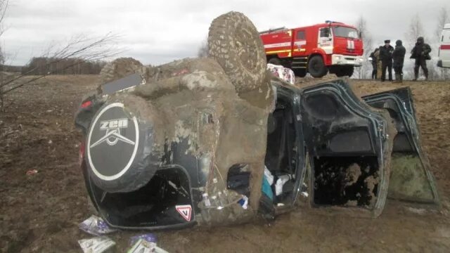 угоры мантуровский район костромская область. пожар мантурово. храм воскресения христова карьково. карьково мантуровский район церковь. деревня елизарово мантуровский район.