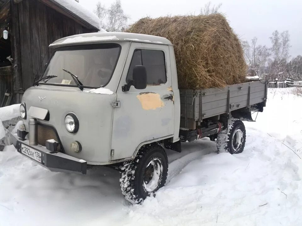 Объявлений уаз бортовой куплю. УАЗ 3303 бортовой. УАЗ головастик 3303. УАЗ 3303 2.4 МТ, 2005. УАЗ 3303 бортовой зима.