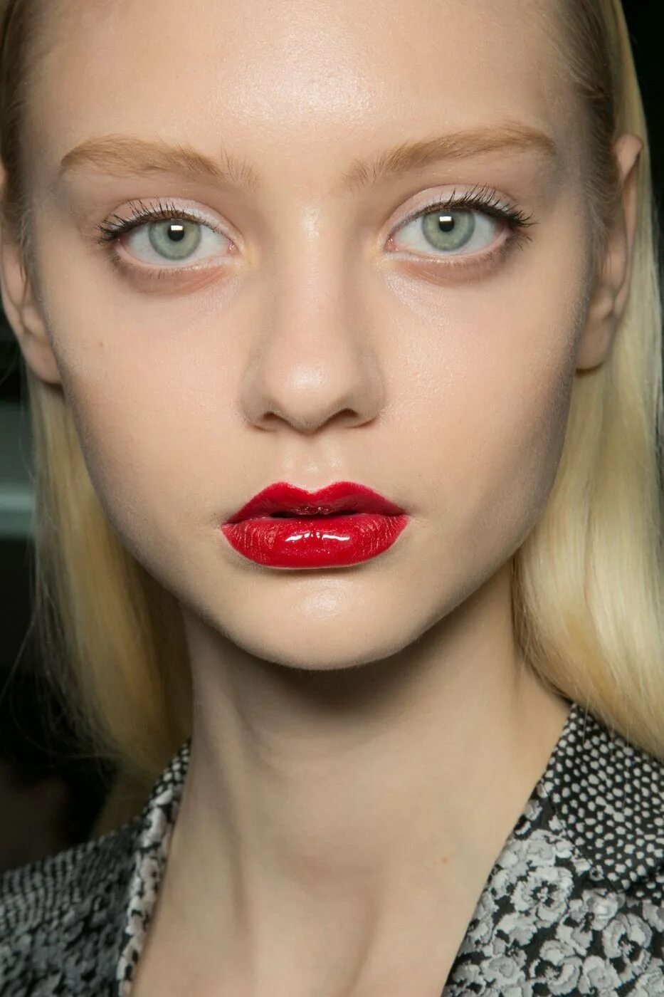 Форма губ бант. Губы бантиком. губы бантиком макияж. кукольные губы. зуб с бантиком.