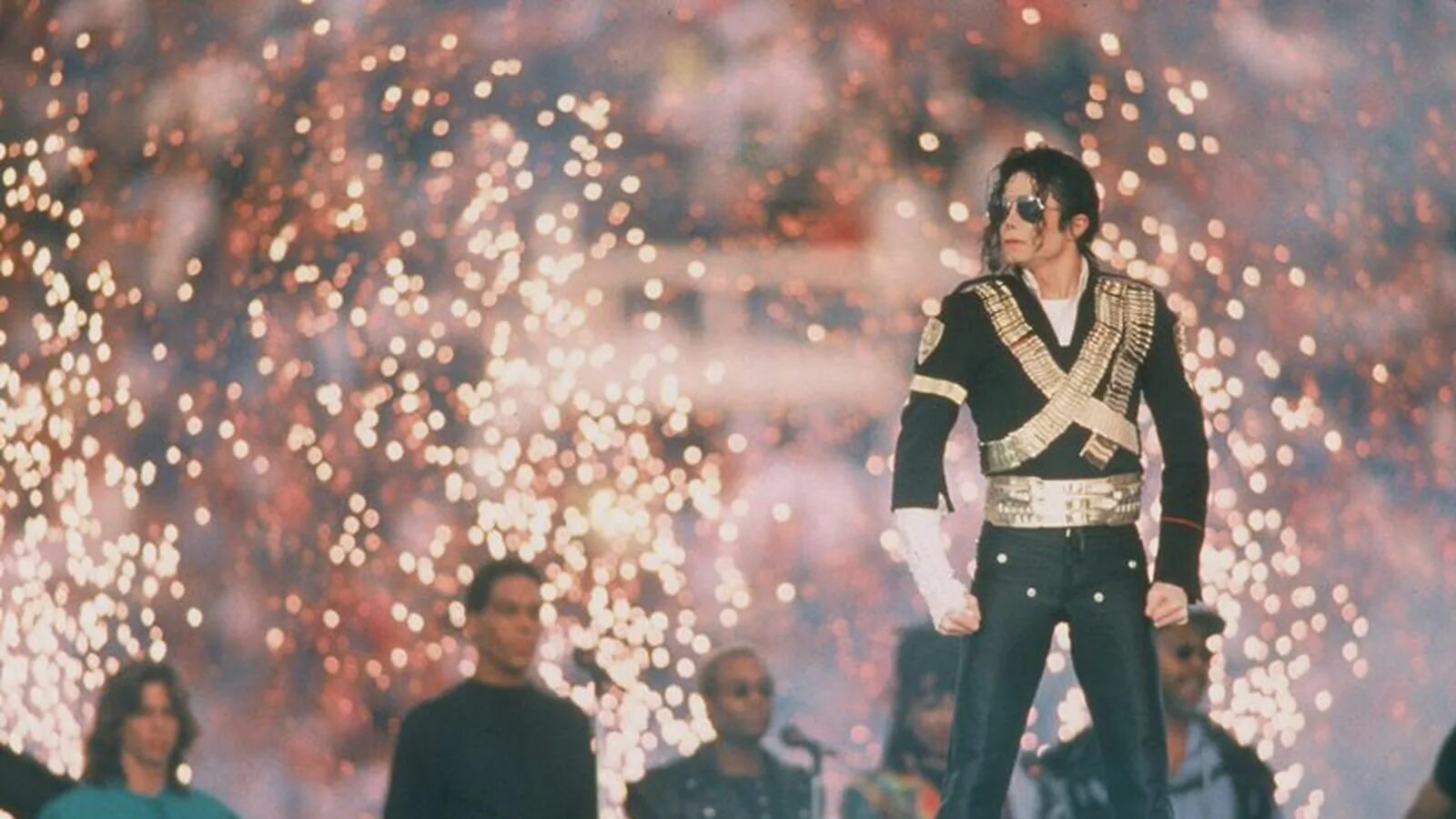 Michael Jackson 1993. Michael Jackson super Bowl 1993.