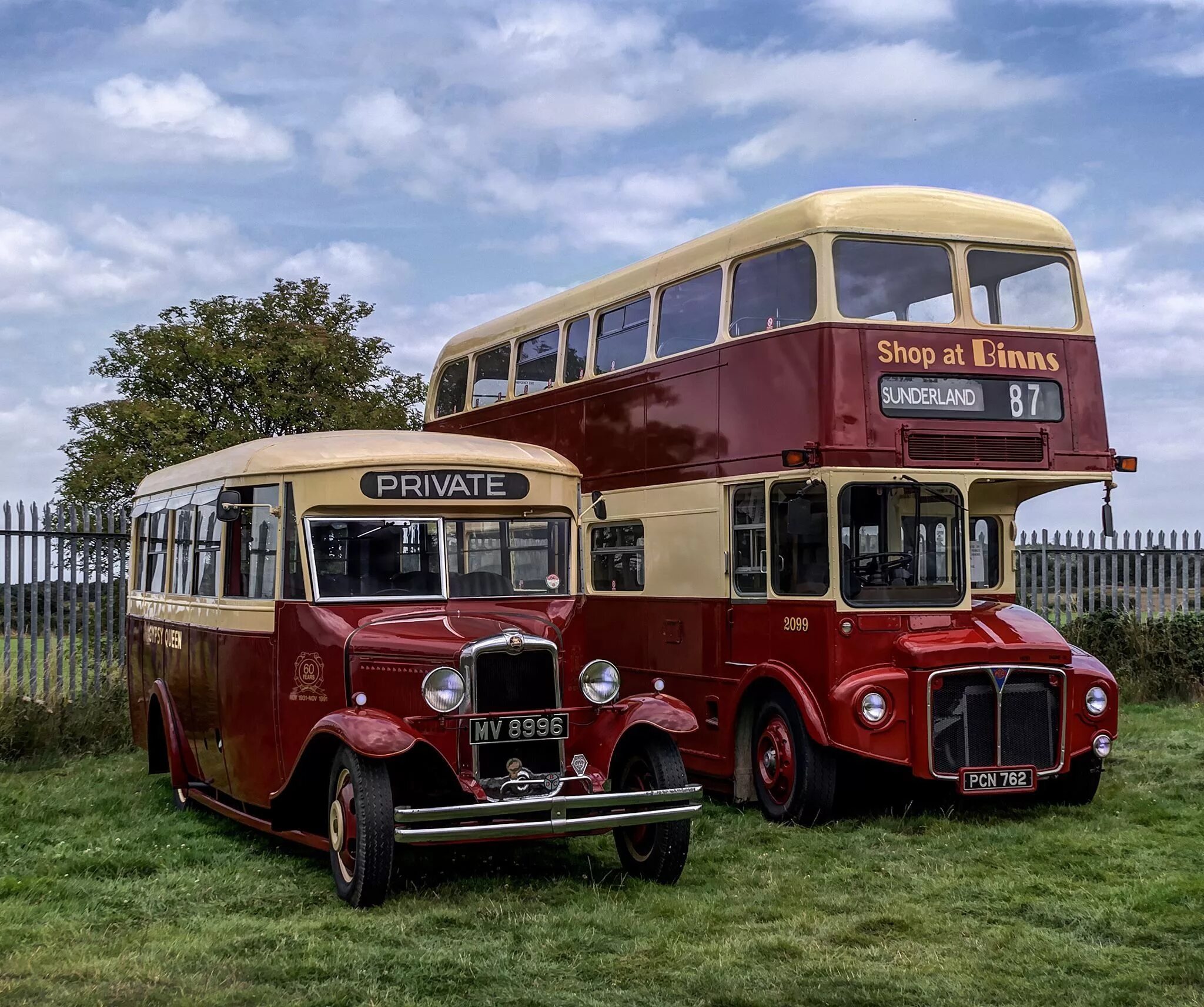 Магирус-дойц (bus. Retro go 2 bus. Vöv-standard-bus. Американский автобус. Volkswagen bus t1 салон.