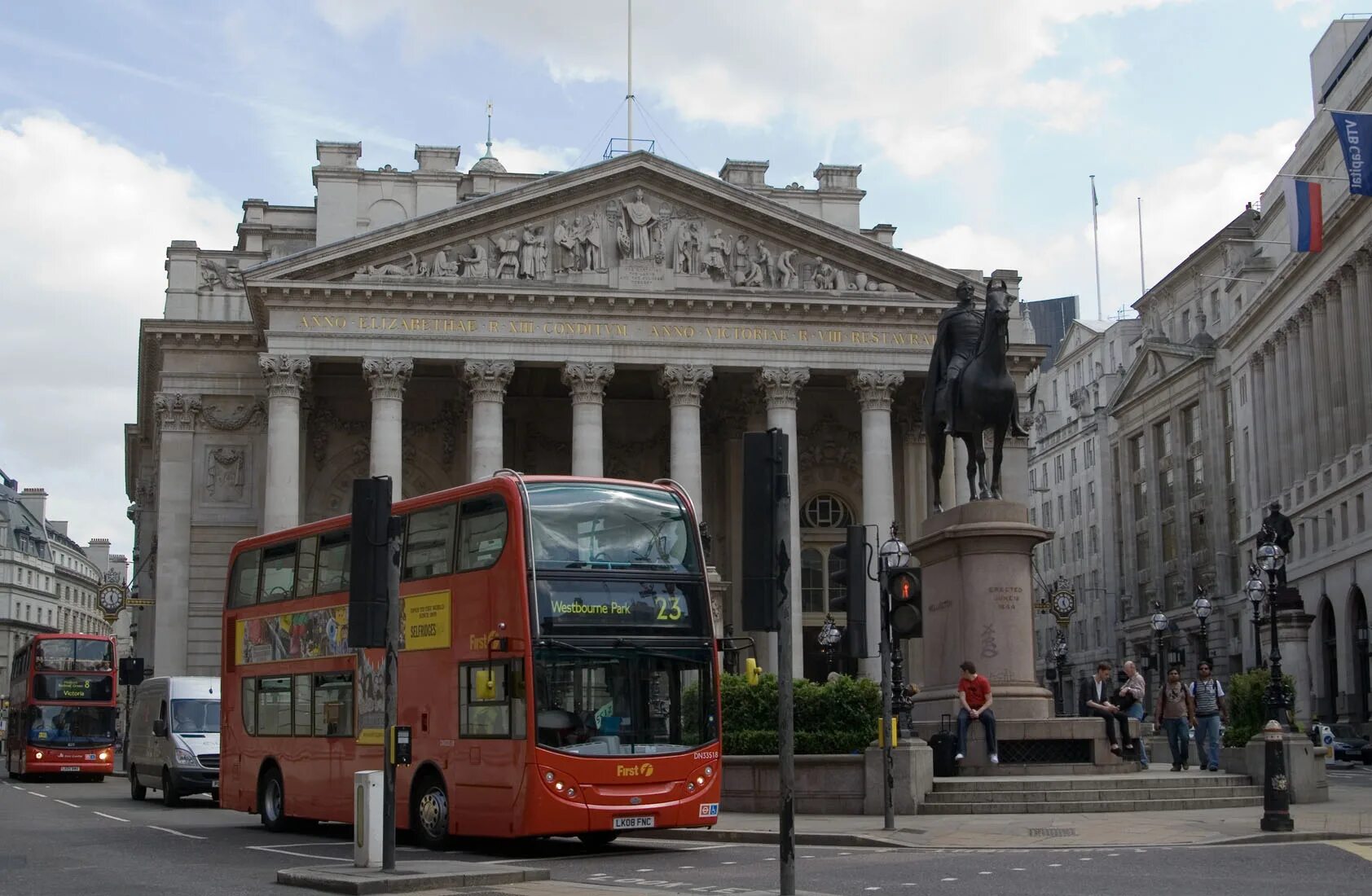 лондон закрывают