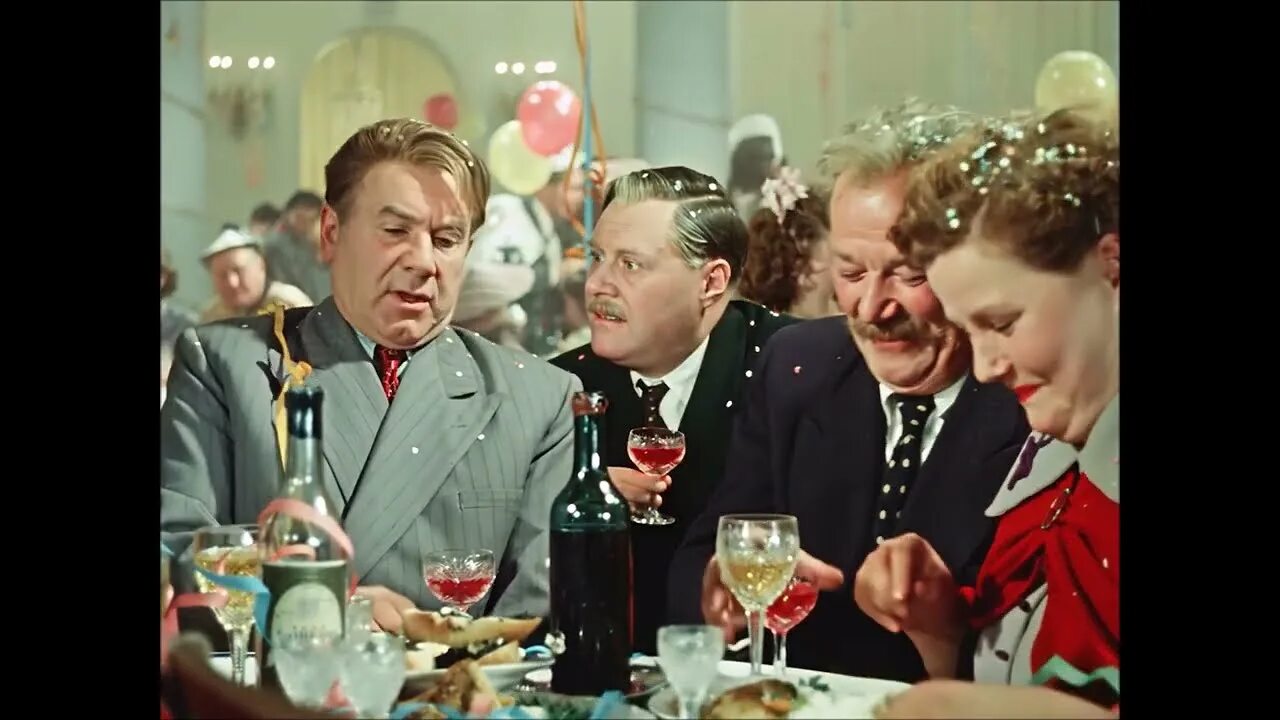 Басня крылова про медведя. Оркестр пенсионеров из карнавальной ночи сваты 5 сезон 2. Карнавальная ночь фильм 1956 ильинский. Карнавальная ночь юрий белов гурченко. Андрей тутышкин карнавальная ночь.