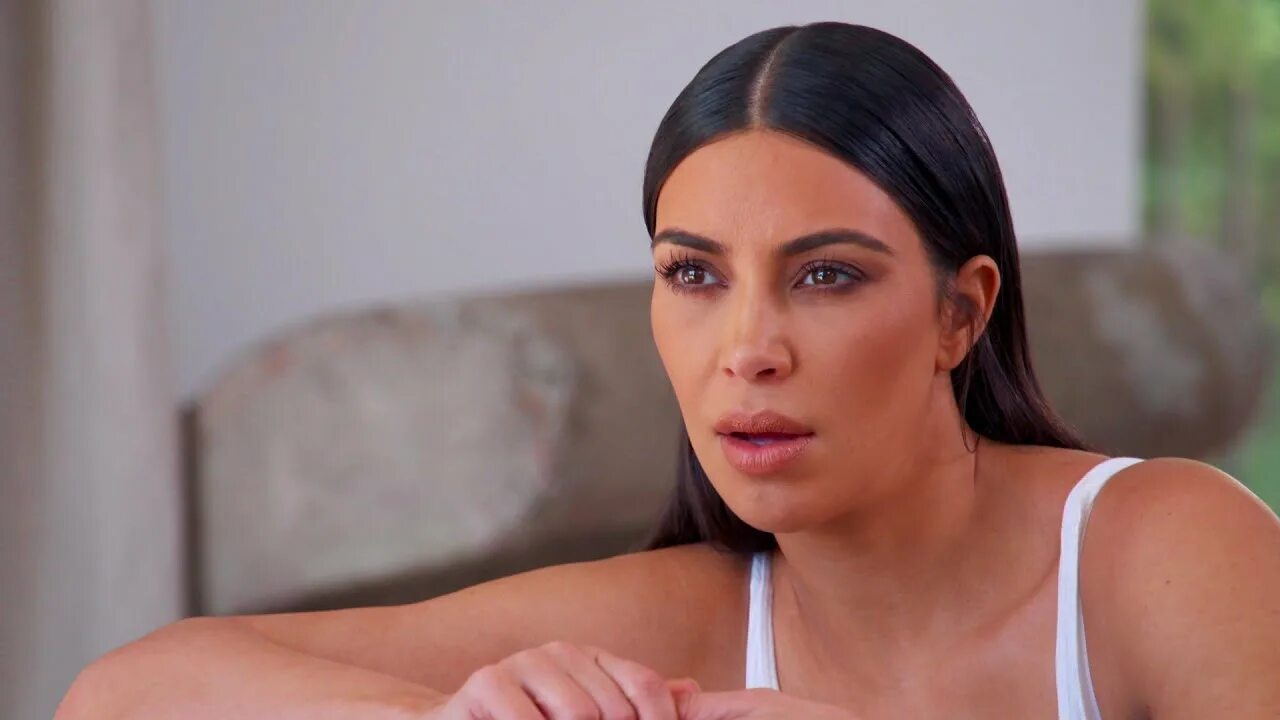 Keeping up with. Keeping up with the kardashians.