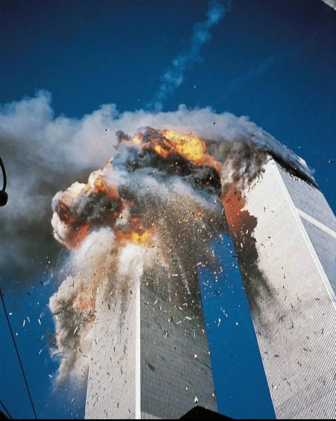 11 сентября 2023 год. Башни-Близнецы теракт 11 сентября. Башни Близнецы в Нью-Йорке.