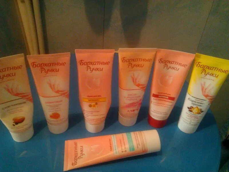 крем для рук условия хранения. состав кремов бархатные ручки. крем бархатные ручки срок годности. тональный крем бархатные ручки. можно ли мазать лицо бархатными ручками.