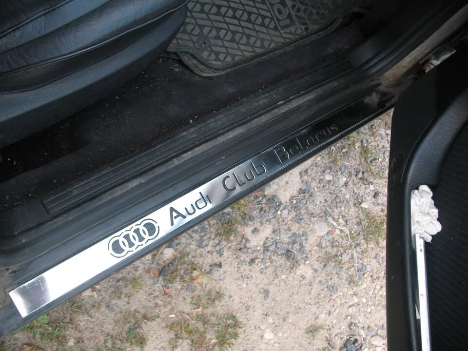 Накладки на ауди 100. Бампер ауди 100 с3. Ауди 100 c3 бампера. Накладки на ауди 100. Передний бампер ауди 100 s4.
