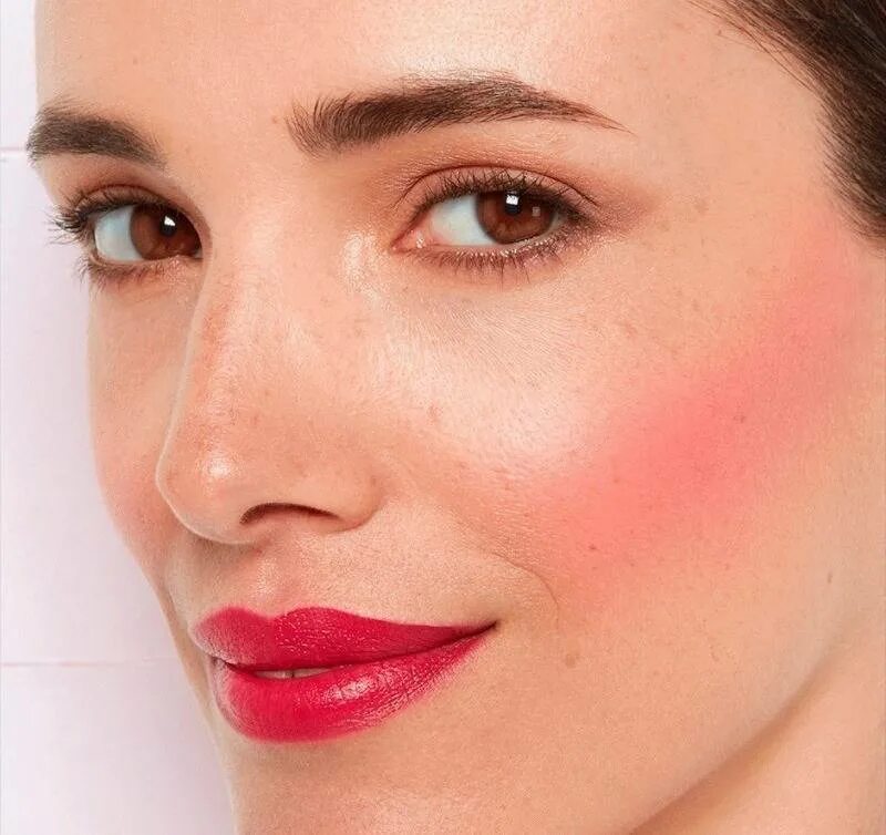 Makeup cheek