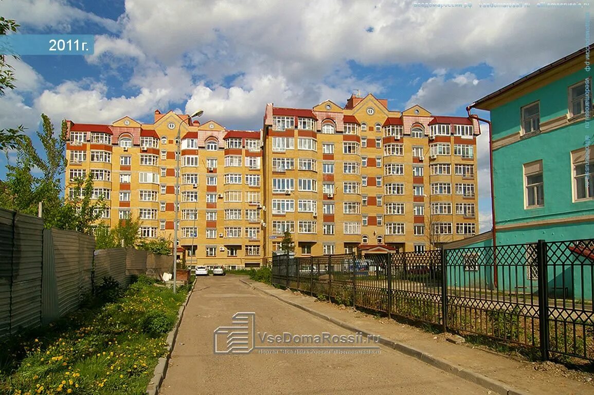 Жк суворовский казань. Улица бутлерова дом 30. Казань улица габдуллы тукая 77. Петербургская 50 казань. Ютазинская 14 казань.