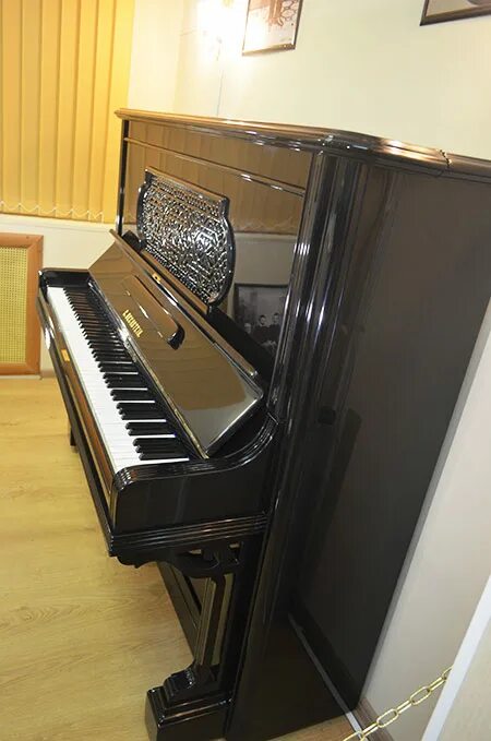 Рояль разбор. Рояль разбор. Пианино в разборе. Электронное пианино. Пианино разобранное.