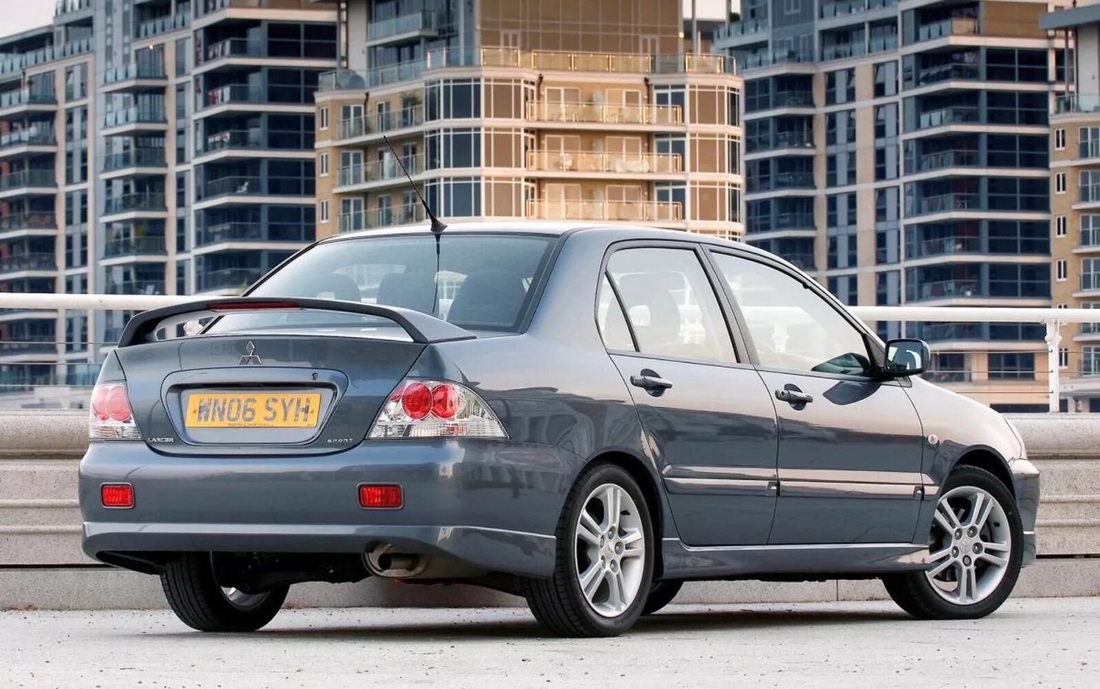 Митсубиси Лансер 9. Mitsubishi Lancer 9 2.0. Митсубиси Лансер 9 1.6. Mitsubishi Lancer 9 2.0 Sport.