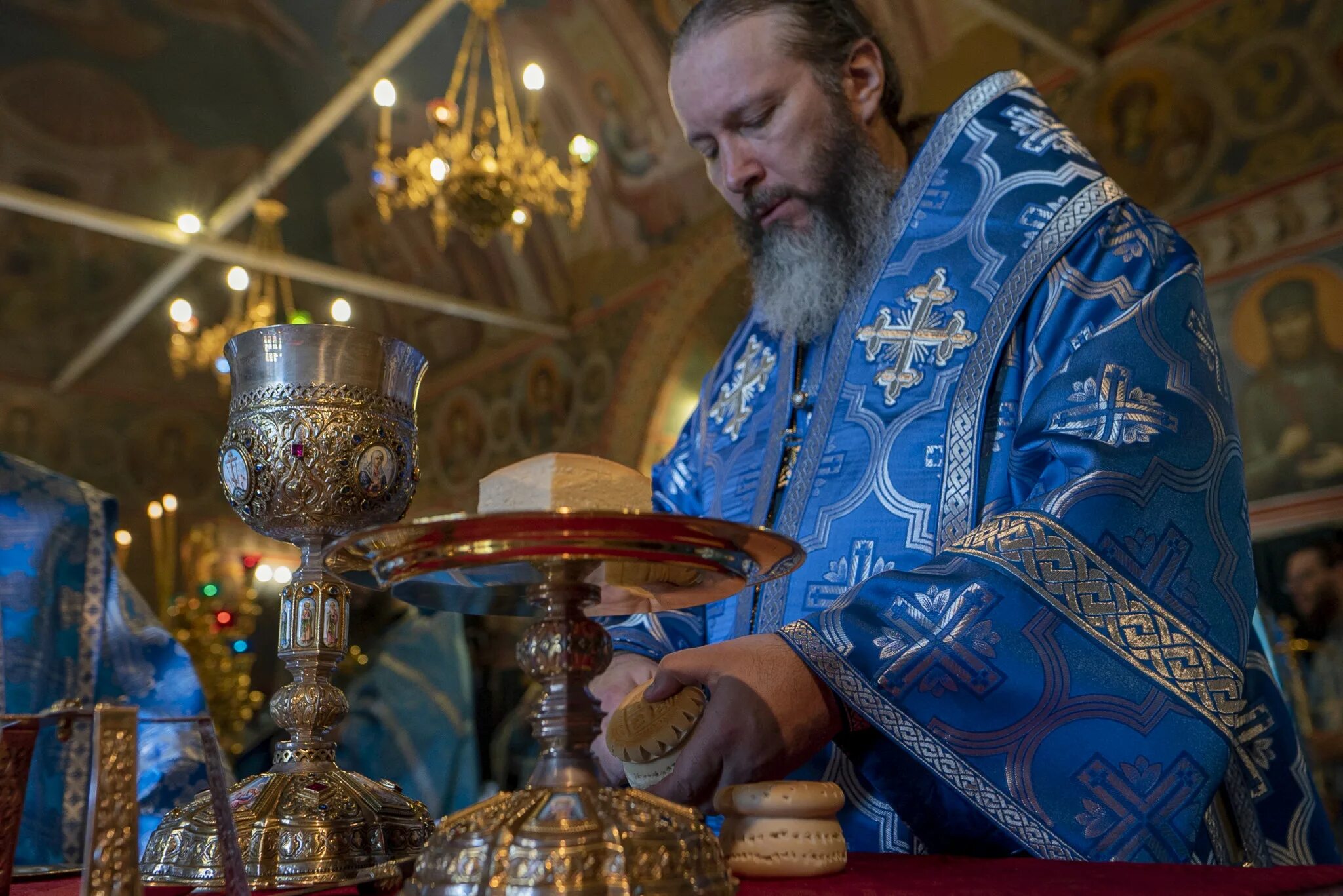 наместник монастыря епископ. наместник высоко-петровского монастыря. протоиерей евфимий козловский. настоятель соловецкого монастыря архимандрит порфирий. наместник монастыря епископ.