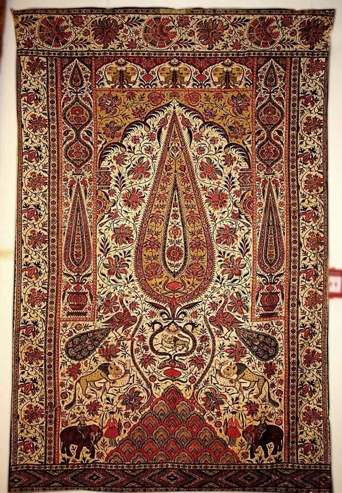 Ковер значение. Ковер исфахан иран. ковер isfahan персидский 19 век. исламское ковроткачество. арабо-исламская ковроткачество.