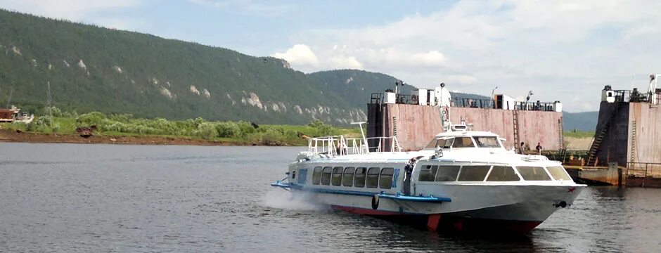 Теплоход ярославский якутск олекминск. Якутск олекминск ракета. Якутск олекминск ракета. Метеор якутск олекминск. Ракета теплоход якутск.