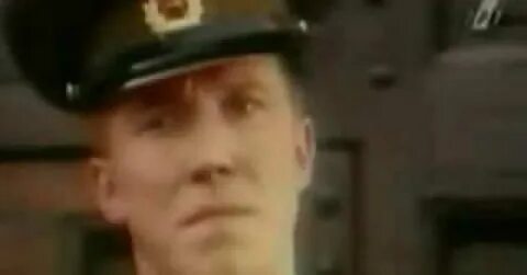 Ничего не говори просто помаши рукой