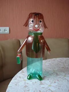 Школа из пластиковых бутылок