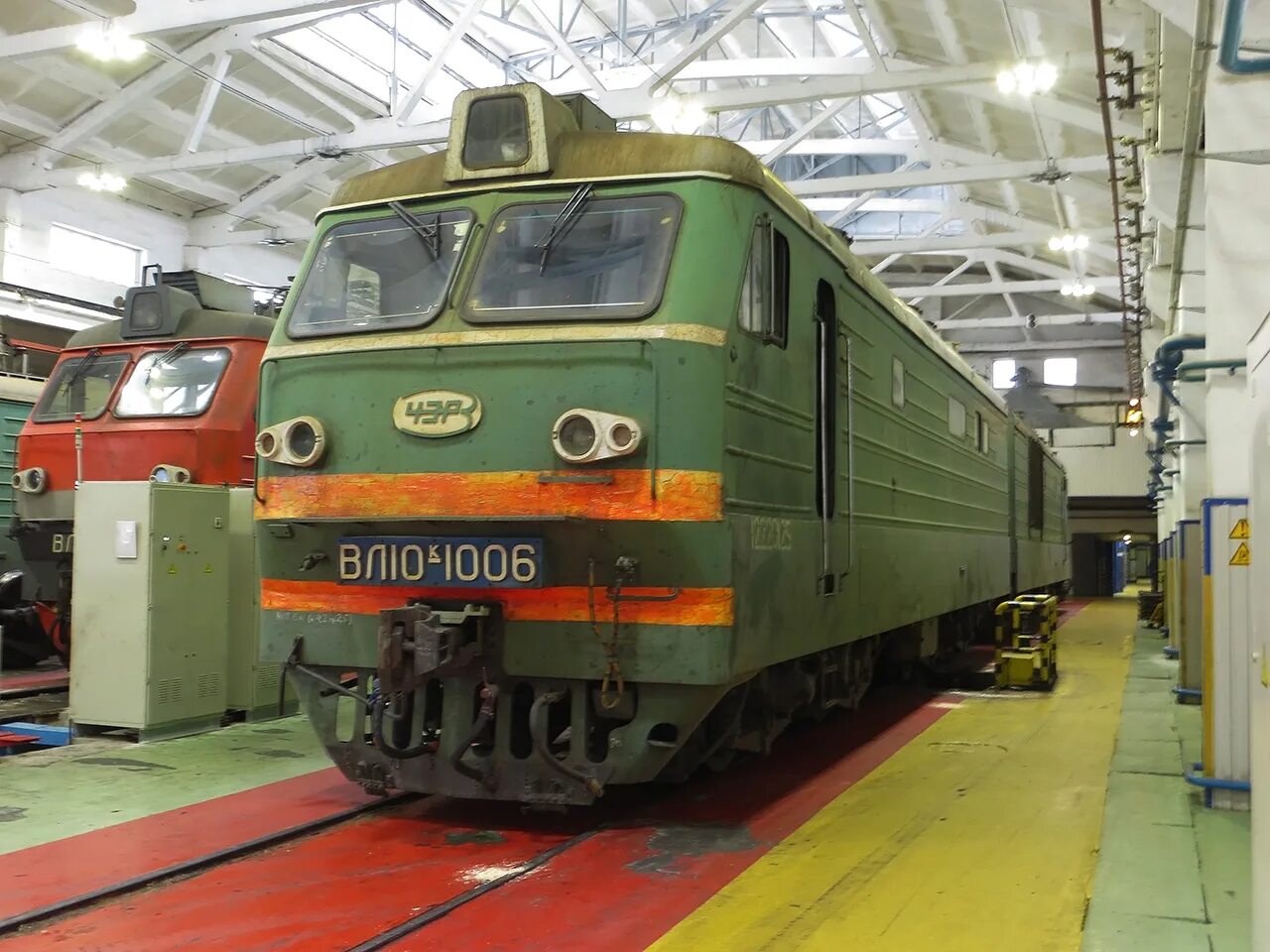 Эксплуатационное локомотивное депо кинель. Вагонное ремонтное депо кинель. Локомотивное депо кинель. Локомотивное депо кинель. Депо кинель.