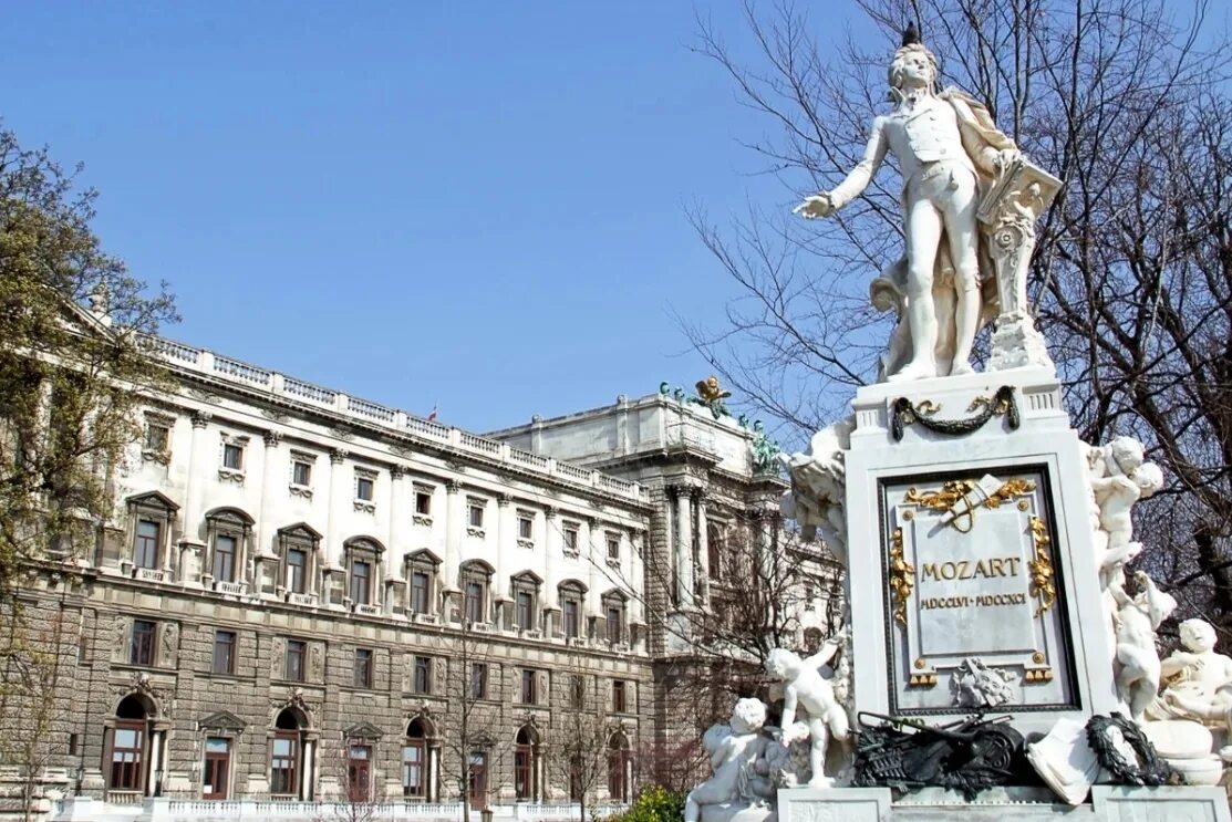 Mozart vienna. памятник моцарту в вене. Mozart vienna. моцарт в вене. город вена памятник моцерта.