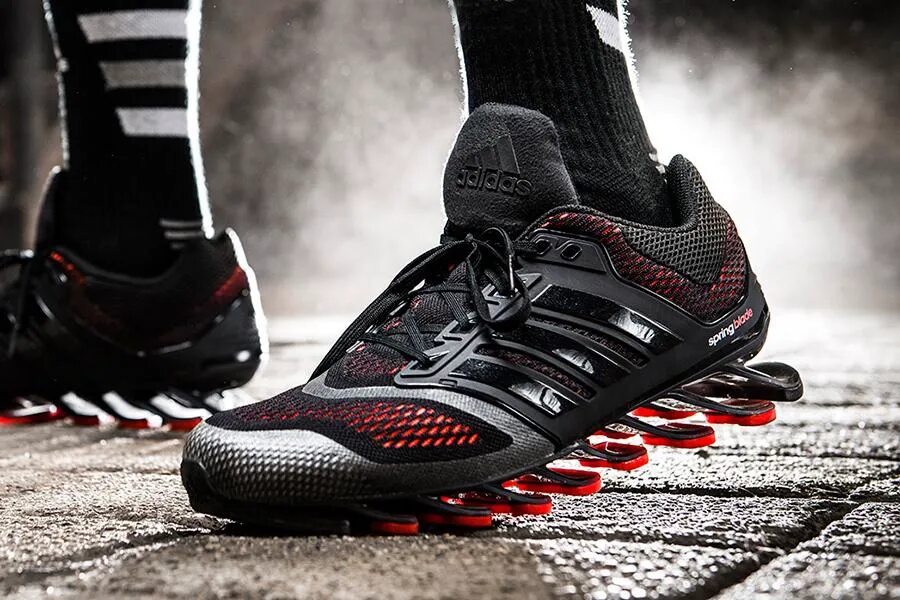 Кроссовки adidas Springblade. Адидас блейд кроссовки. Крутые кроссовки адидас мужские. Springblade 3. Мужские кроссовки найк адидас