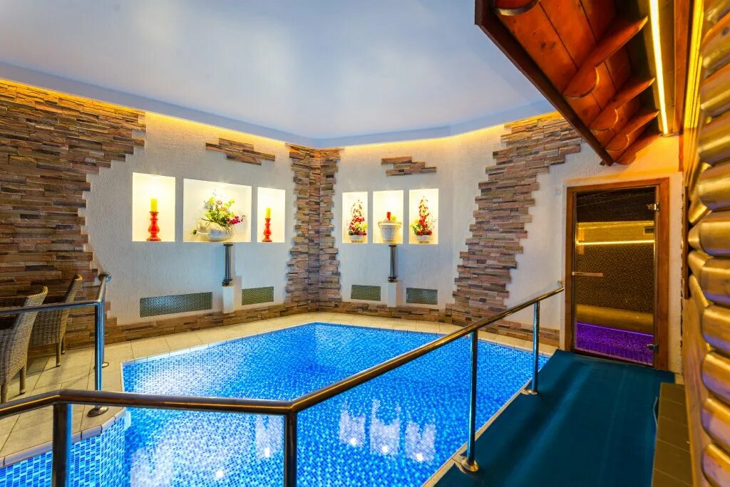 Отель спа включено спб. Tsar palace luxury hotel spa. Спа стрельна петергоф. Софитель санкт-петербург бассейн. Sofitel hotel петербург.