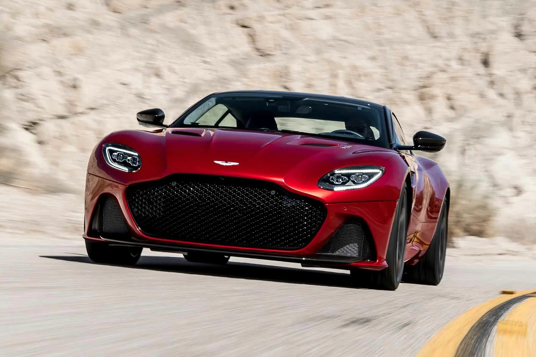 Надежный автомобиль. Самые живучие машины. Pagani последняя модель. Самые долговечные авто. Rolls royce phantom wraith.