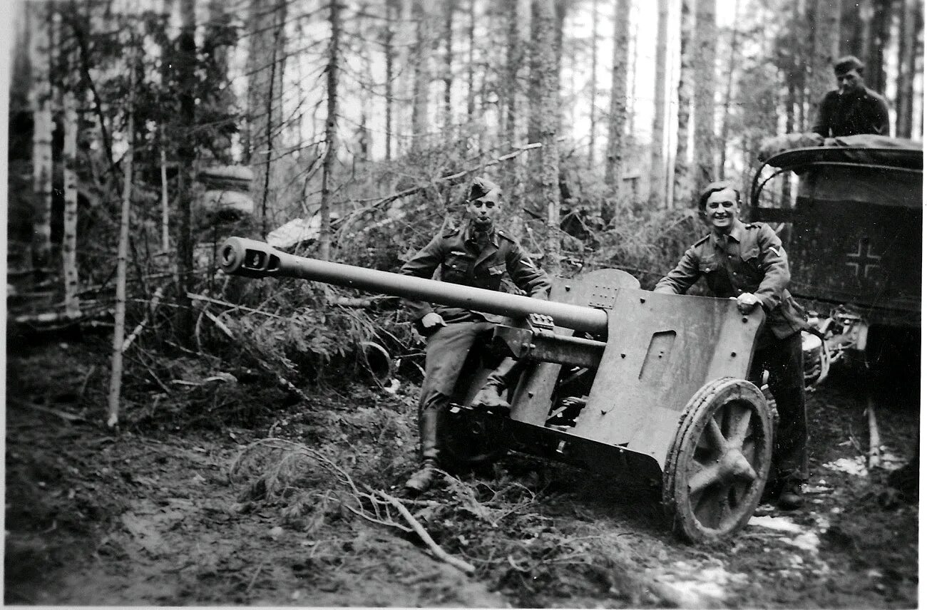 противотанковая пушка 37-мм противотанковая pak 35/36. немецкая противотанковая пушка пак-40. вермахт противотанковое. Pz. B.