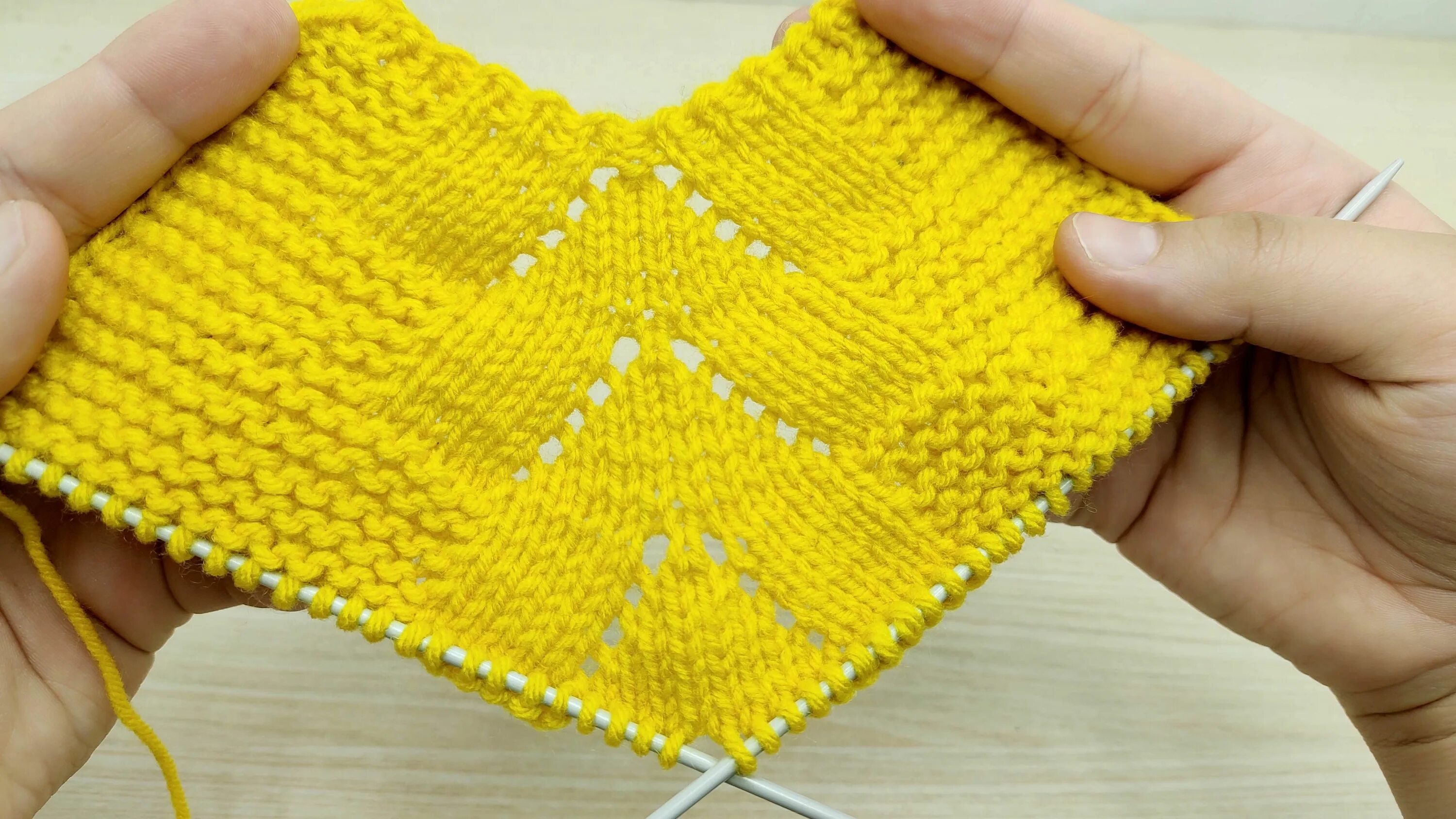 Петля реглана спицами. Реглан сверху спицами. Красивая линия реглана сверху. Регланные линии. Красивый реглан.