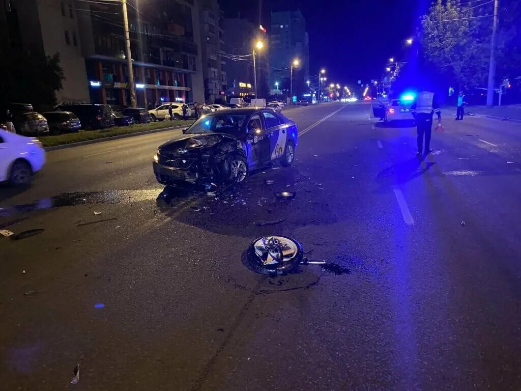 Танк бтр. Ночь с 23 на 24 июня. Вагнер ростов 2023. Штаб южного военного округа ростов-на-дону. Ночь с 23 на 24 июня.