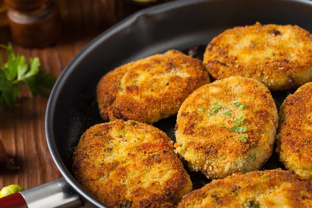 Постные вкусные блюда быстро. Котлеты. капустные. котлеты. капустные котлеты. овощные котлеты. вкусные овощные котлеты.