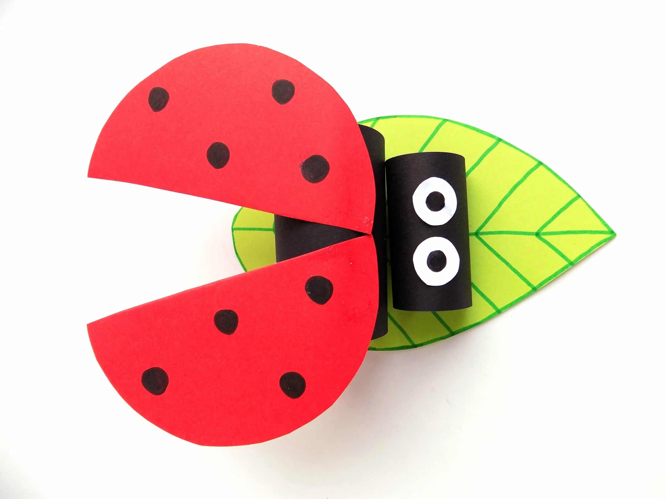 поделки из цветной бумаги. аппликация божья коровка. божья коровка поделки для дошкольников. поделка божья коровка. божья коровка поделка для детей.