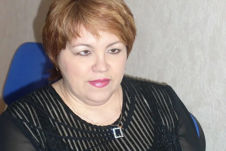 Морозов роман денисович нгту. Нгту факультет бизнеса. Буров нгту декан. Деканат фэн нгту. Долгов михаил юрьевич нгту.