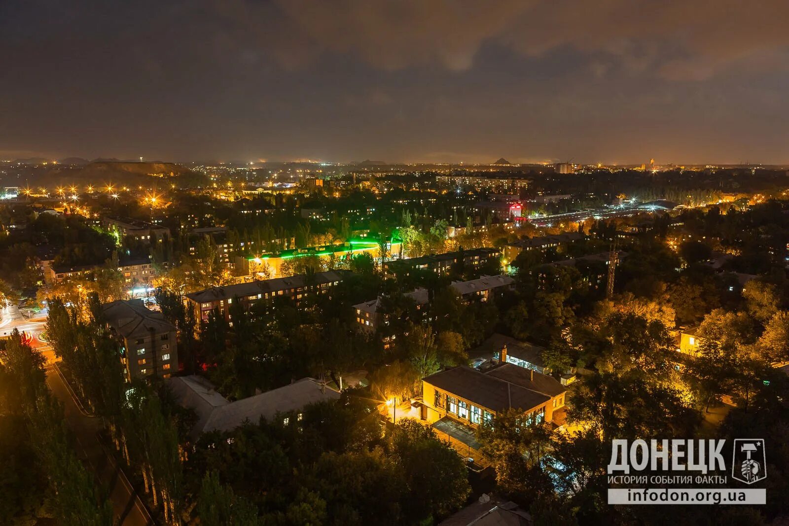 Донецк большой город. Донецкая народная республика город донецк. Столица донбасса донецк. Столица донецка. Донецк вид сверху.