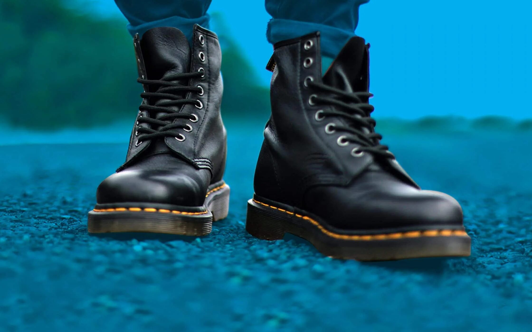 Dr Martens 1460 мужские. Берцы доктор Мартинс. Доктор Мартинс зимние мужские. Dr Martens Boots. Ботинки мужские 4