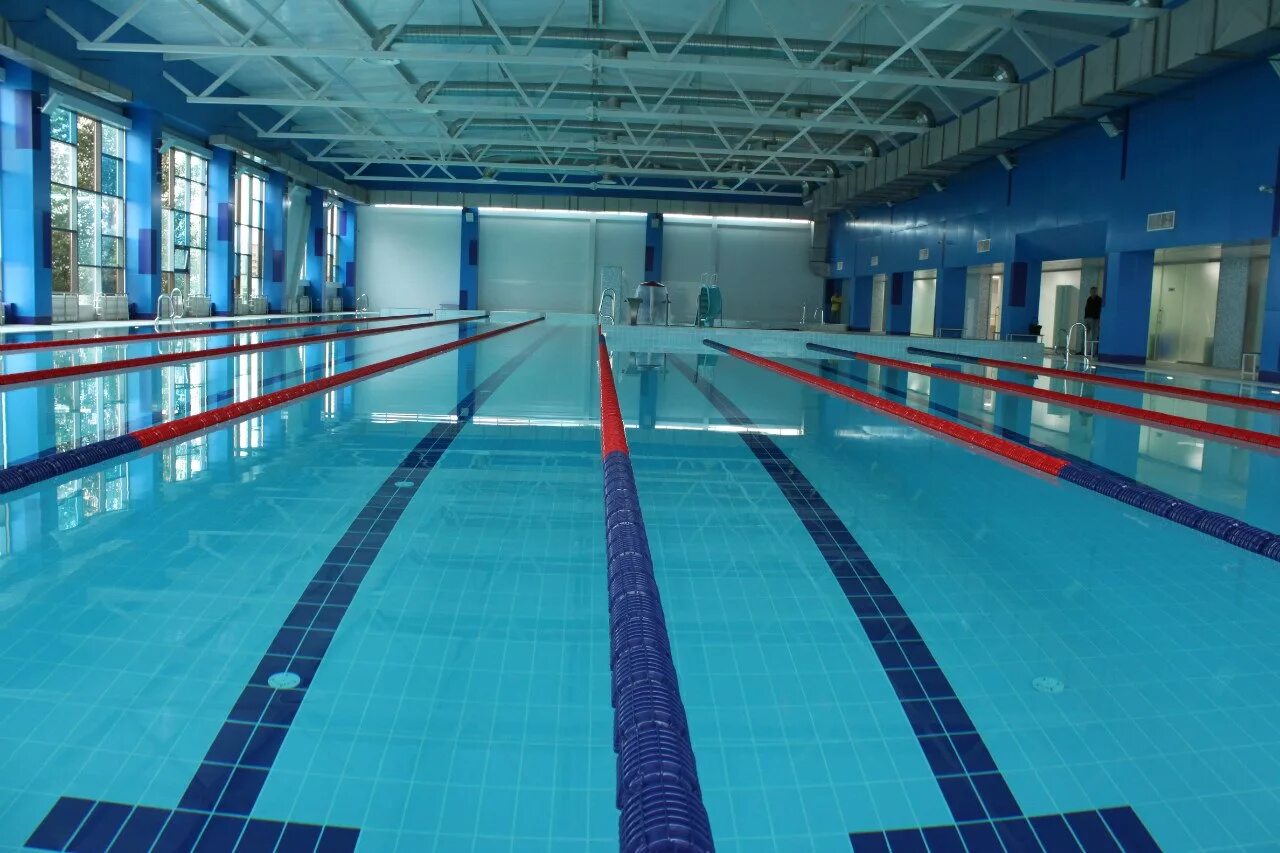 Бассейн казань 2. Бассейн оргсинтез казань лягушатник. Бассейн олимпиец олимпиец казань. Акчарлак бассейн казань. Аква арена казань бассейн.