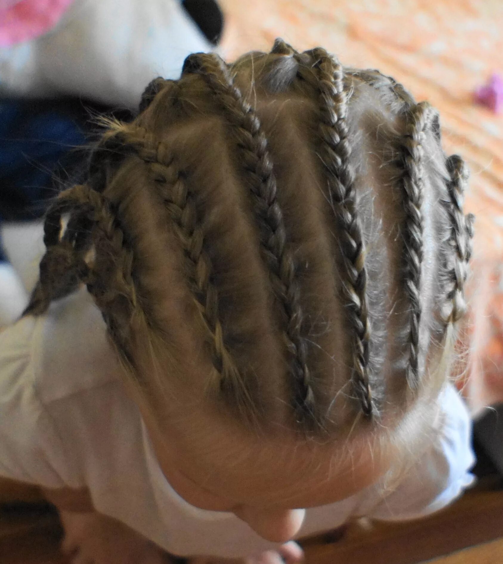 5 колосков с канекалоном. Колосок прическа для девочки. Причёска без колосков. 5 колосков. 5 колосков.