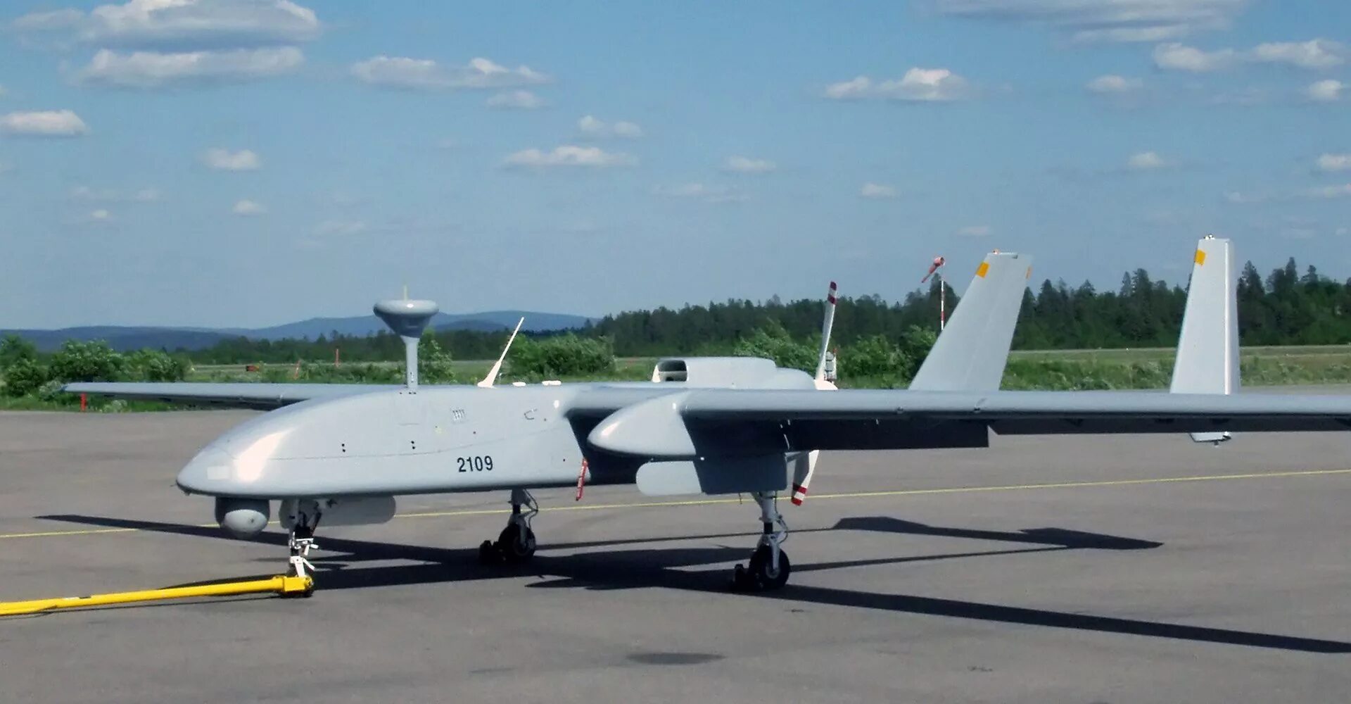 Израильский бпла harop. Израильский бпла heron. Аппарат iai heron tp. Бпла iai heron. Heron tp беспилотник.