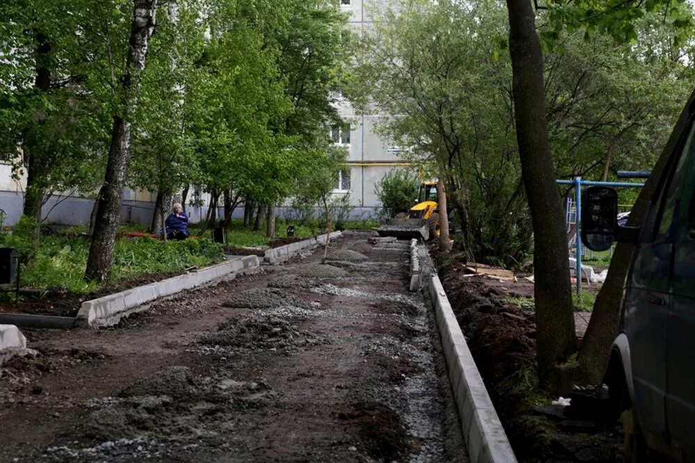 Сайт благоустройства города ижевска. Дворы Ижевска. Благоустройство дворов Ижевск. Нарушение благоустройства города. Ижевск благоустройство улиц.