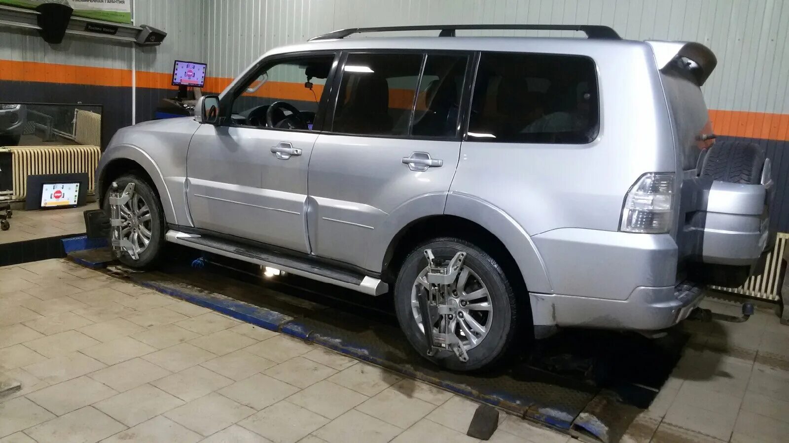 Mitsubishi pajero поменять