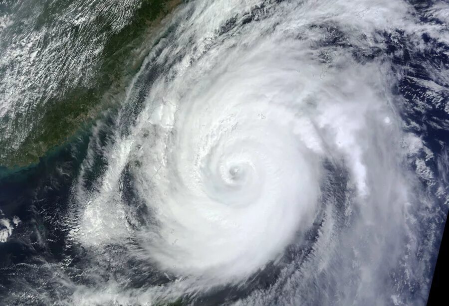 Краткое описание урагана. Тайфун доклад. Зарождение тайфуна. Зарождение тайфуна. Тайфун.