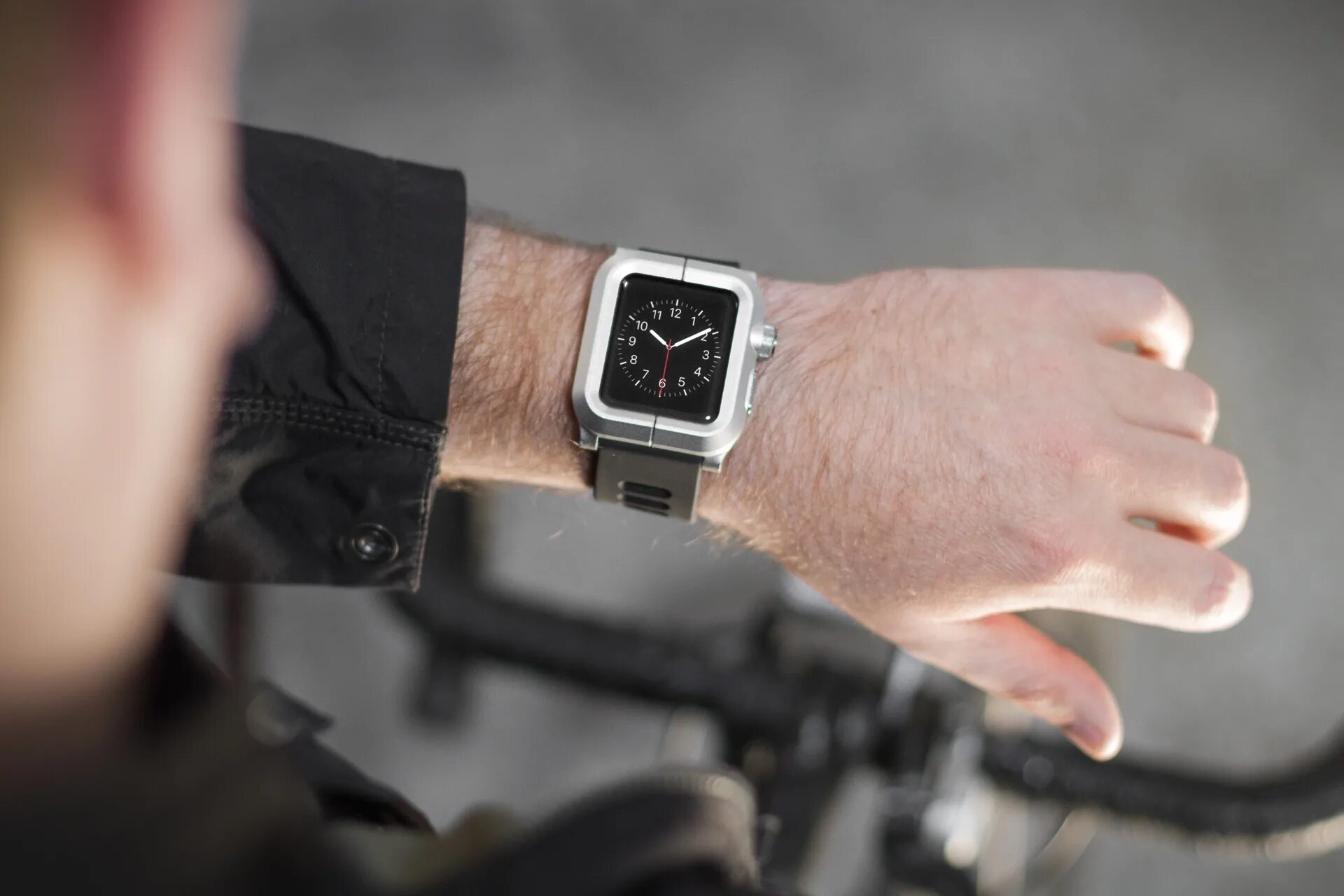 Watch support. Apple watch Case. Apple IWATCH 2021. Apple watch Explorer Edition.