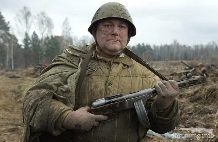 Блоггер реконструктор. Рощин реконструктор. толстый реконструктор вк. толстый реконструктор с пулеметом.