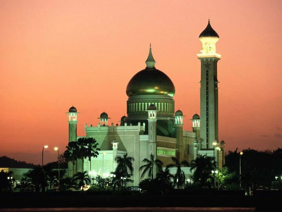 Восточный город. Красивые мечети. Мечети Востока. Другое название востока